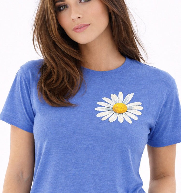Daisy Pocket Graphic Tee