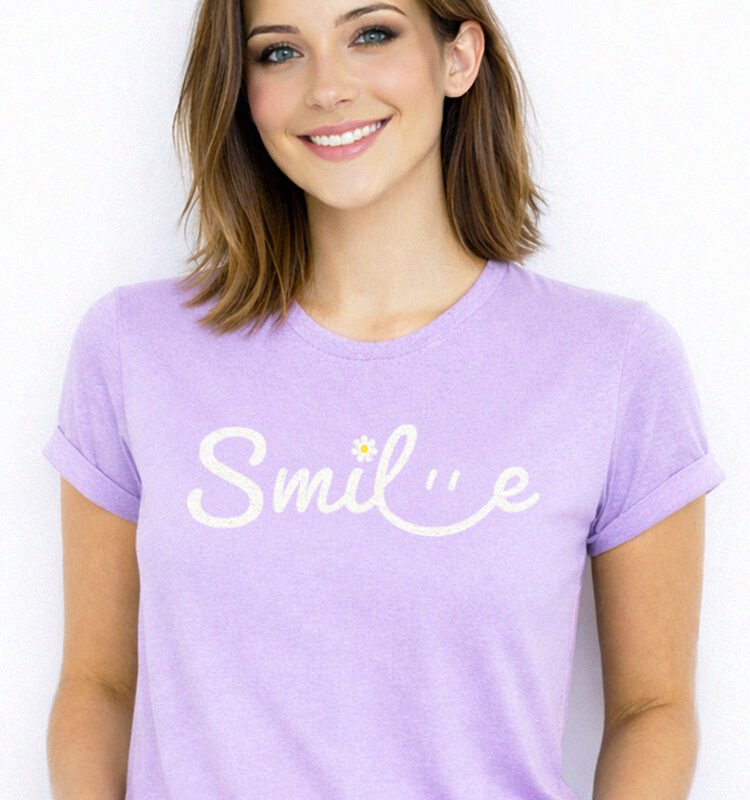 Smile & Daisy Graphic Tee